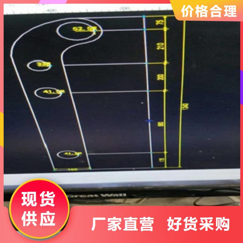 桥梁灯光防撞护栏国道抗冲击围栏厂家品控严格