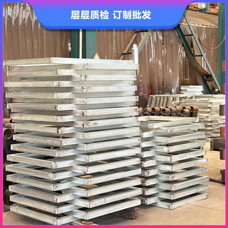 不锈钢复合管护栏道路隔离栏产地货源
