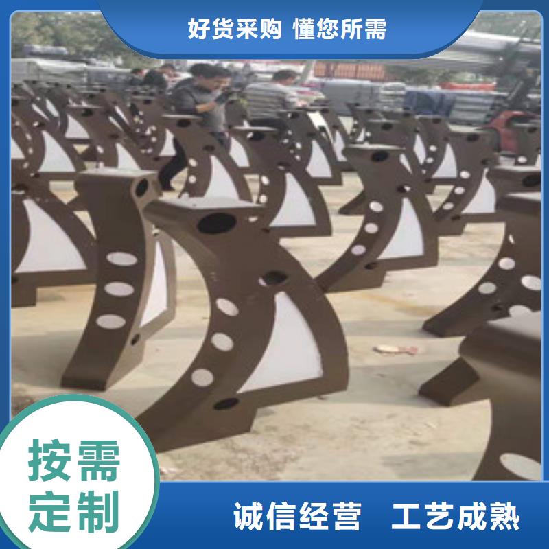 护栏热镀锌立柱细节展示