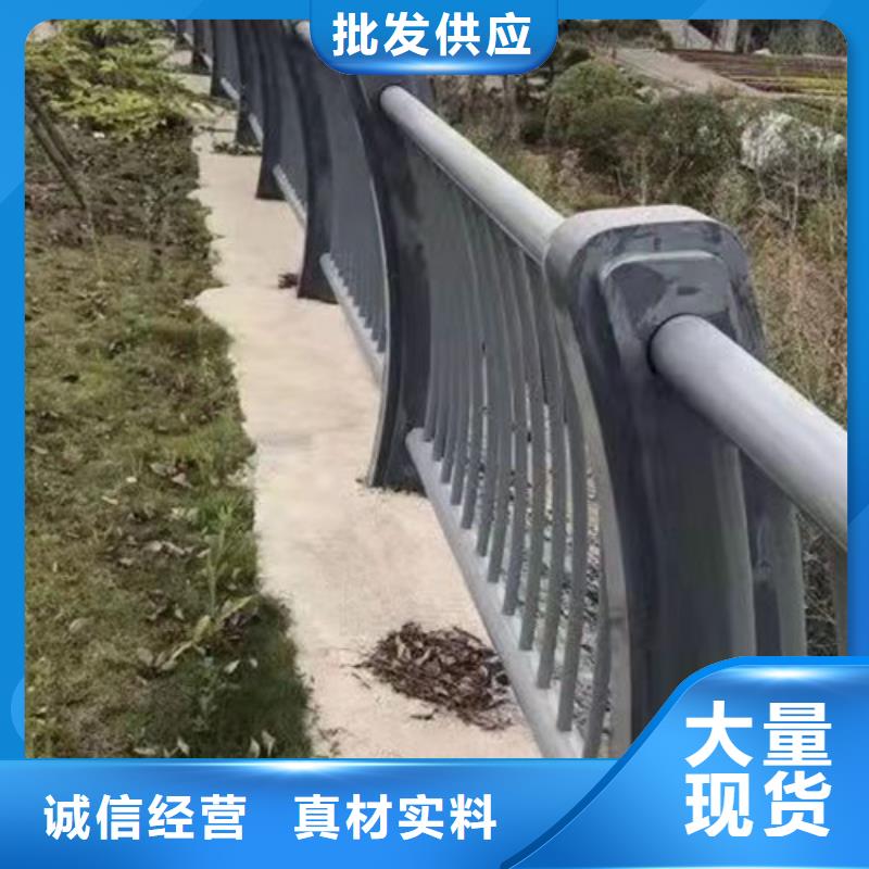 立柱q235b波形护栏板现货充足