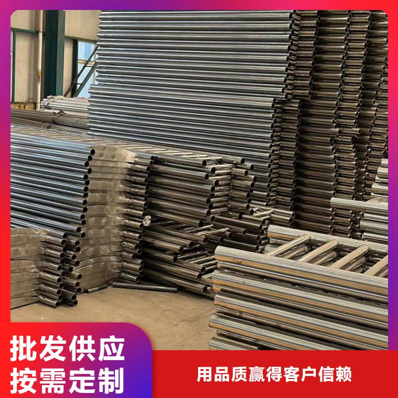 桥梁护栏厂家_镀锌喷塑防撞栏优势