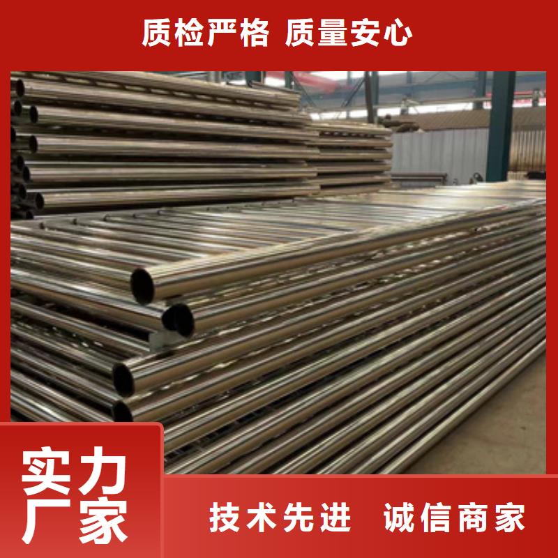  护栏每个细节都严格把关