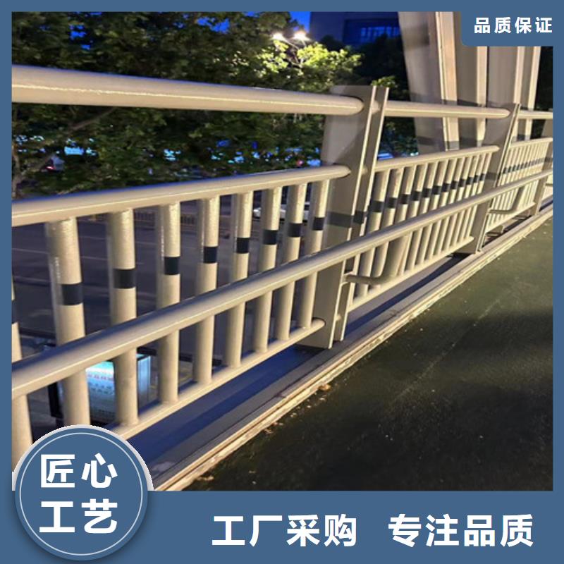 护栏畅销当地