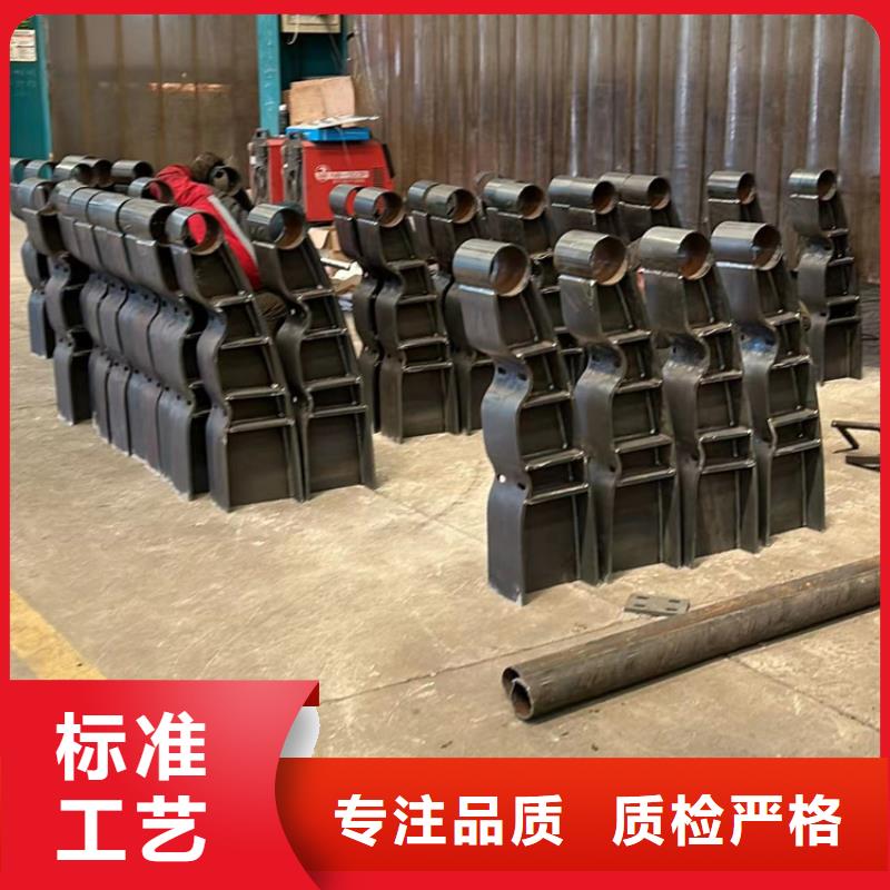 护栏1,灯光防撞护栏质量无忧