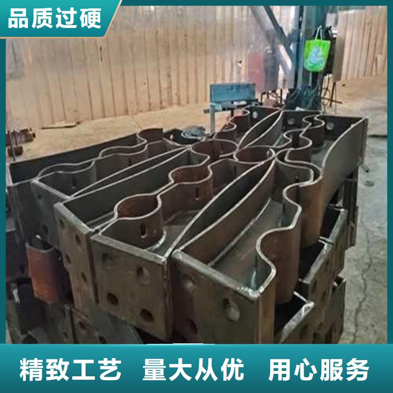 桥梁钢护栏大量供应