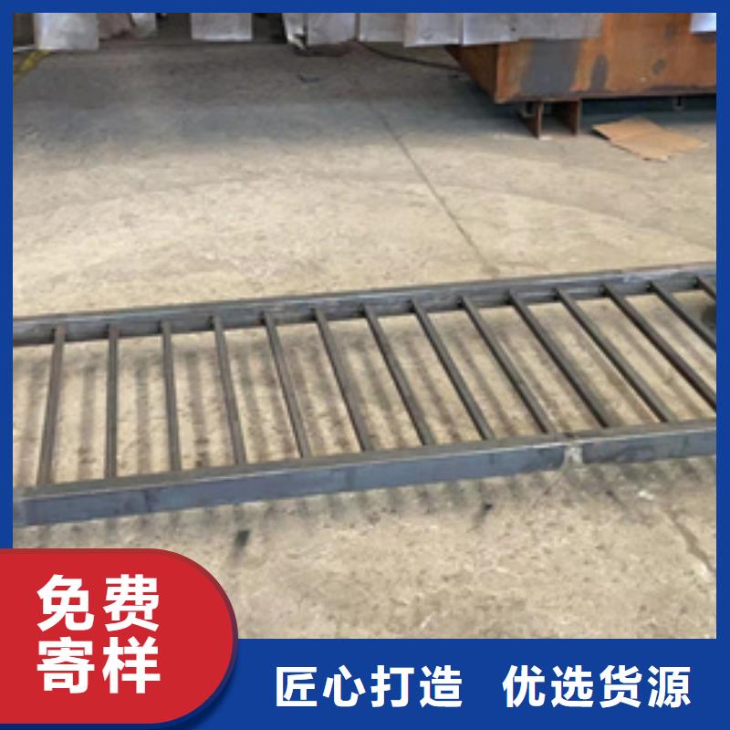 【防撞护栏不锈钢复合管栏杆注重细节】