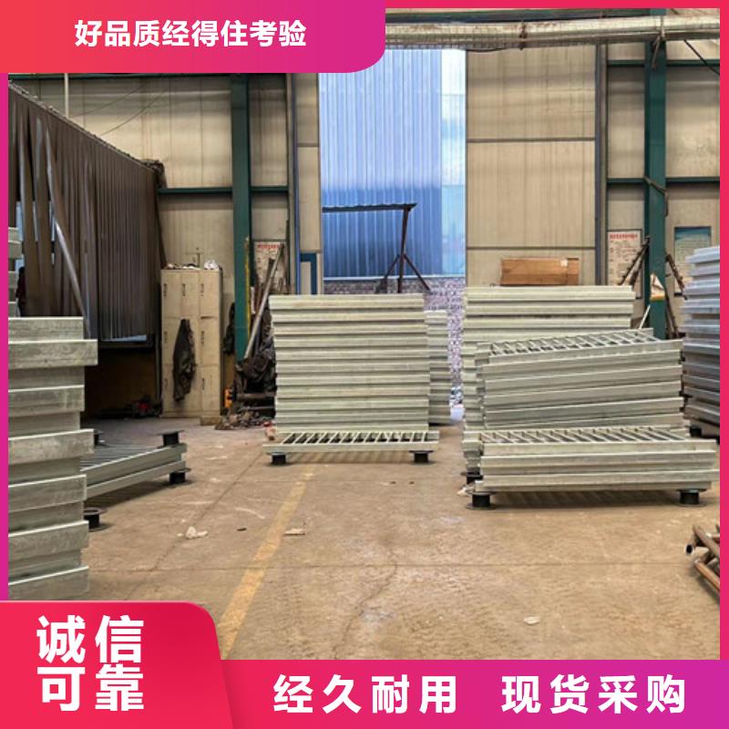 灯光护栏质优价保