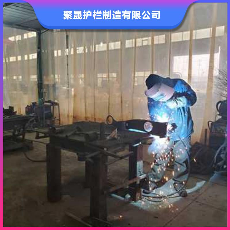 灯光护栏多少钱