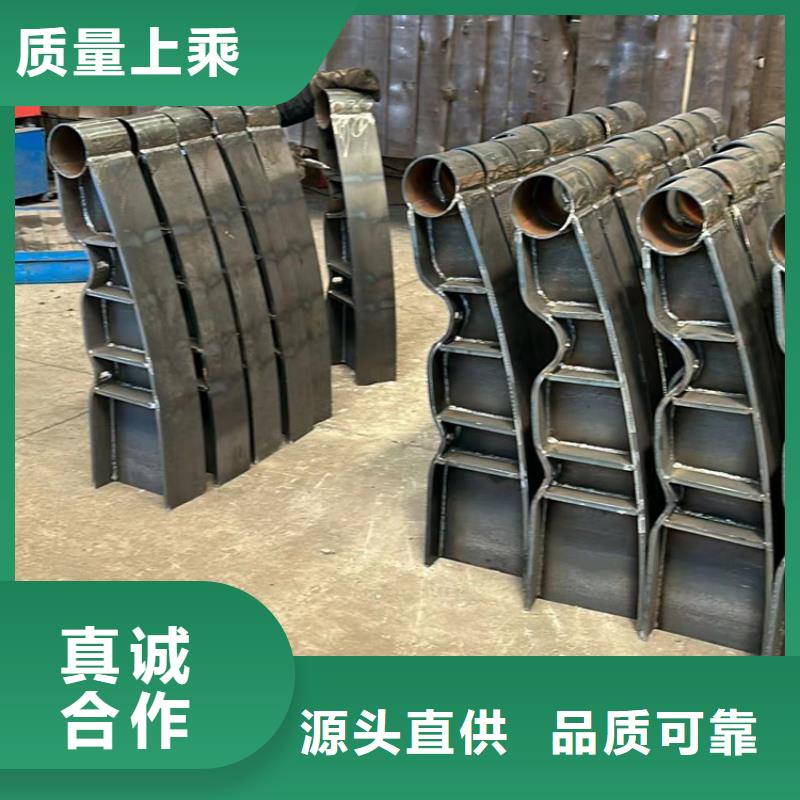 道路护栏灯光防撞护栏选择我们没错
