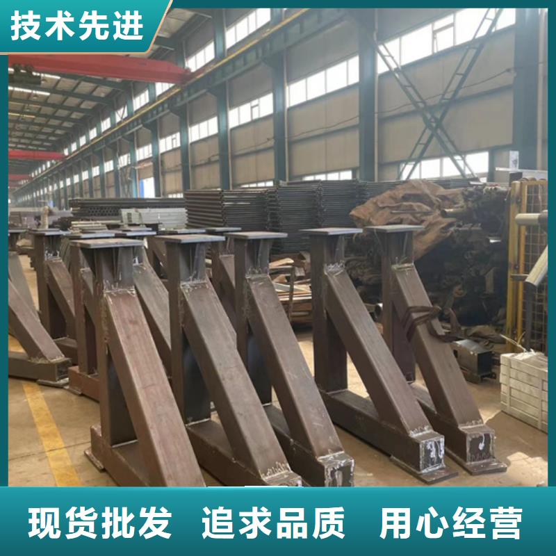 道路护栏国道抗冲击围栏生产加工