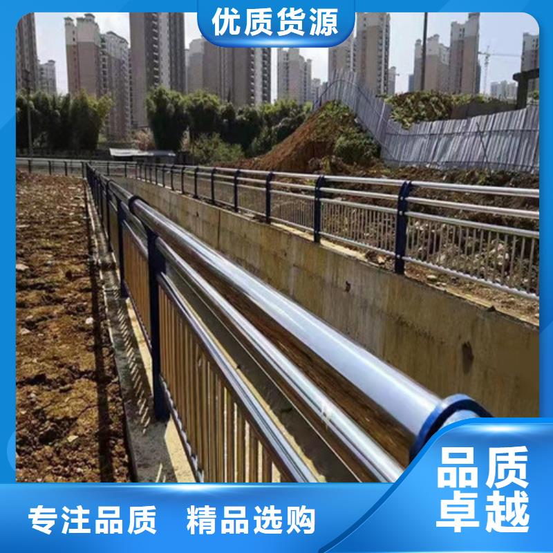 道路护栏 立柱专注细节专注品质