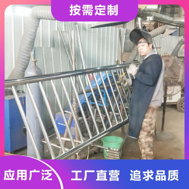 道路护栏-国道抗冲击围栏按需定制