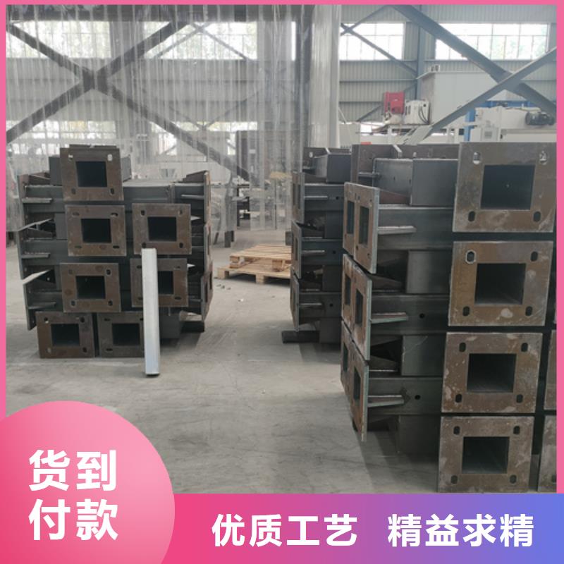 不锈钢复合管护栏铸铁隔离栏杆立柱定制不额外收费