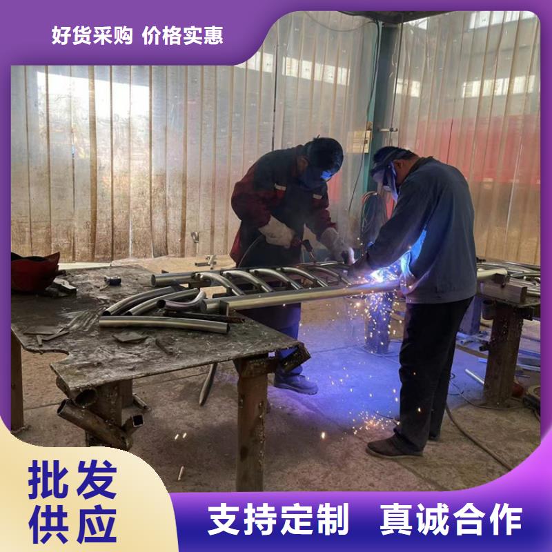 道路防撞护栏M型防撞护栏一手货源
