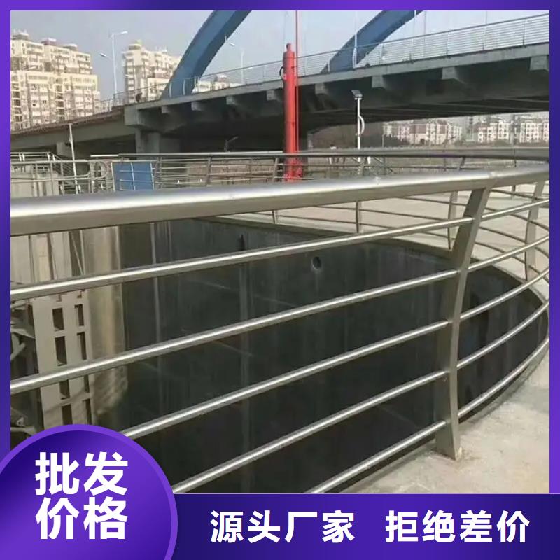 阜城县镀锌国标波形护栏厂家护栏桥梁护栏,实体厂家,质量过硬,专业设计,售后一条龙服务