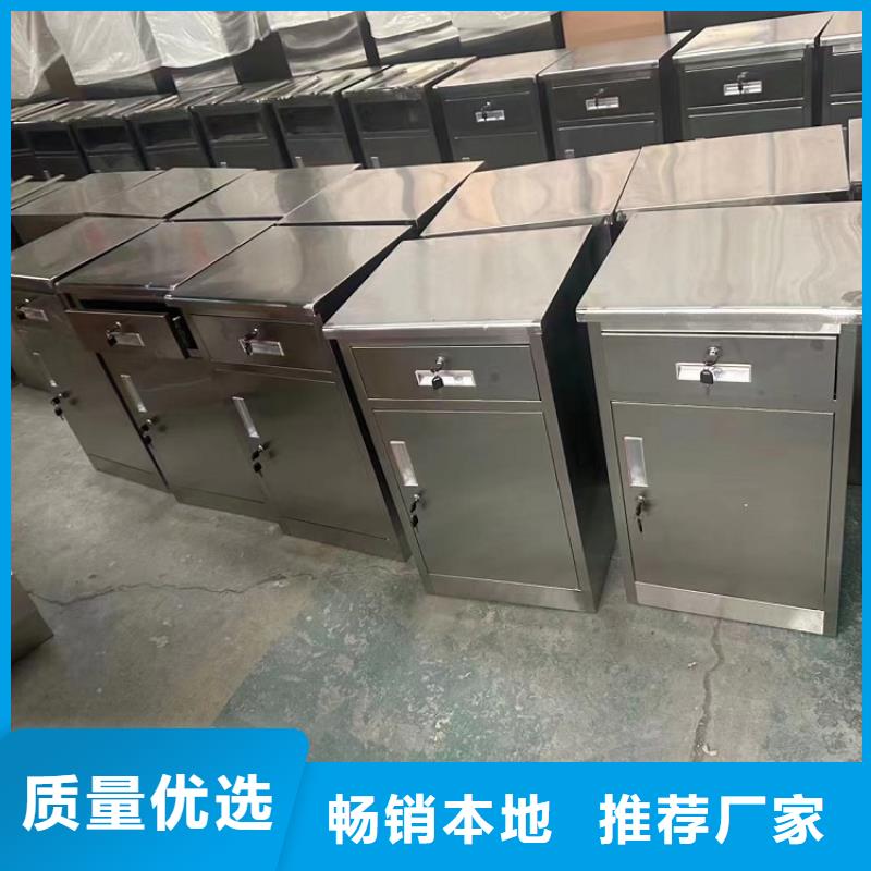  不锈钢更衣柜用心细节